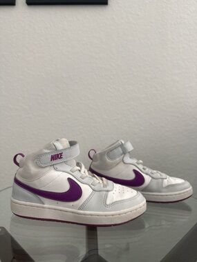 Nike White & Purple Mid-Top Sneakers